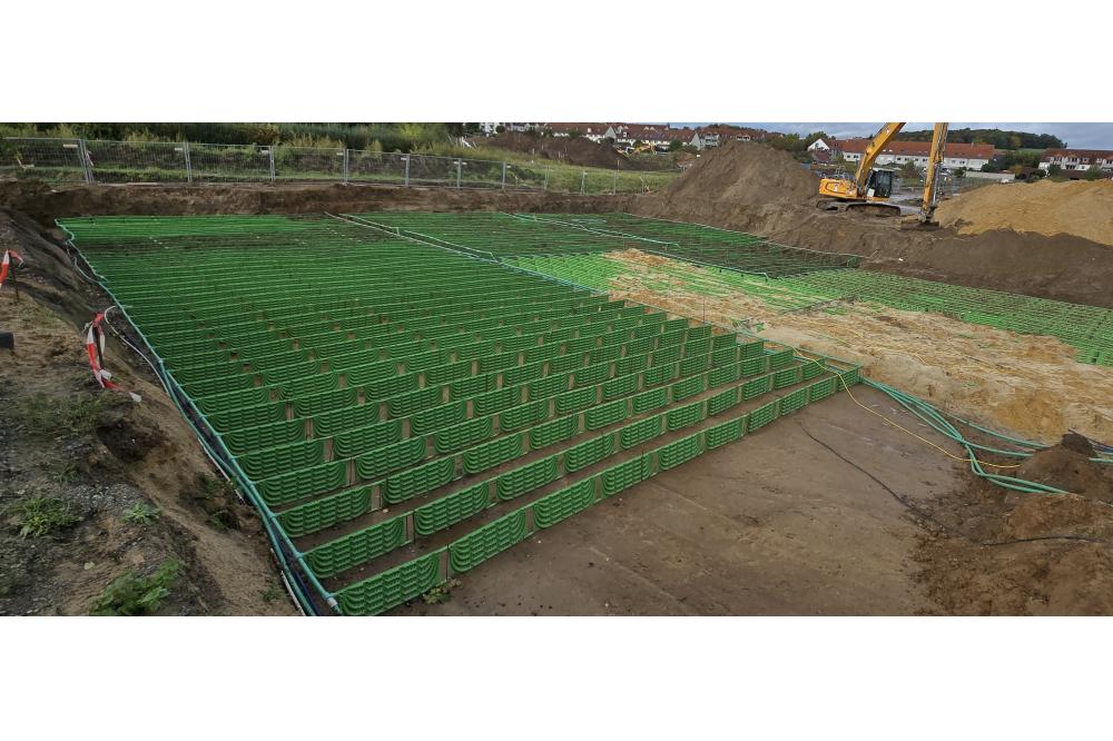 Gro&szlig;e Erdkollektoranlagen f&uuml;r &ouml;ffentliche Geb&auml;ude und Wohnquartiere